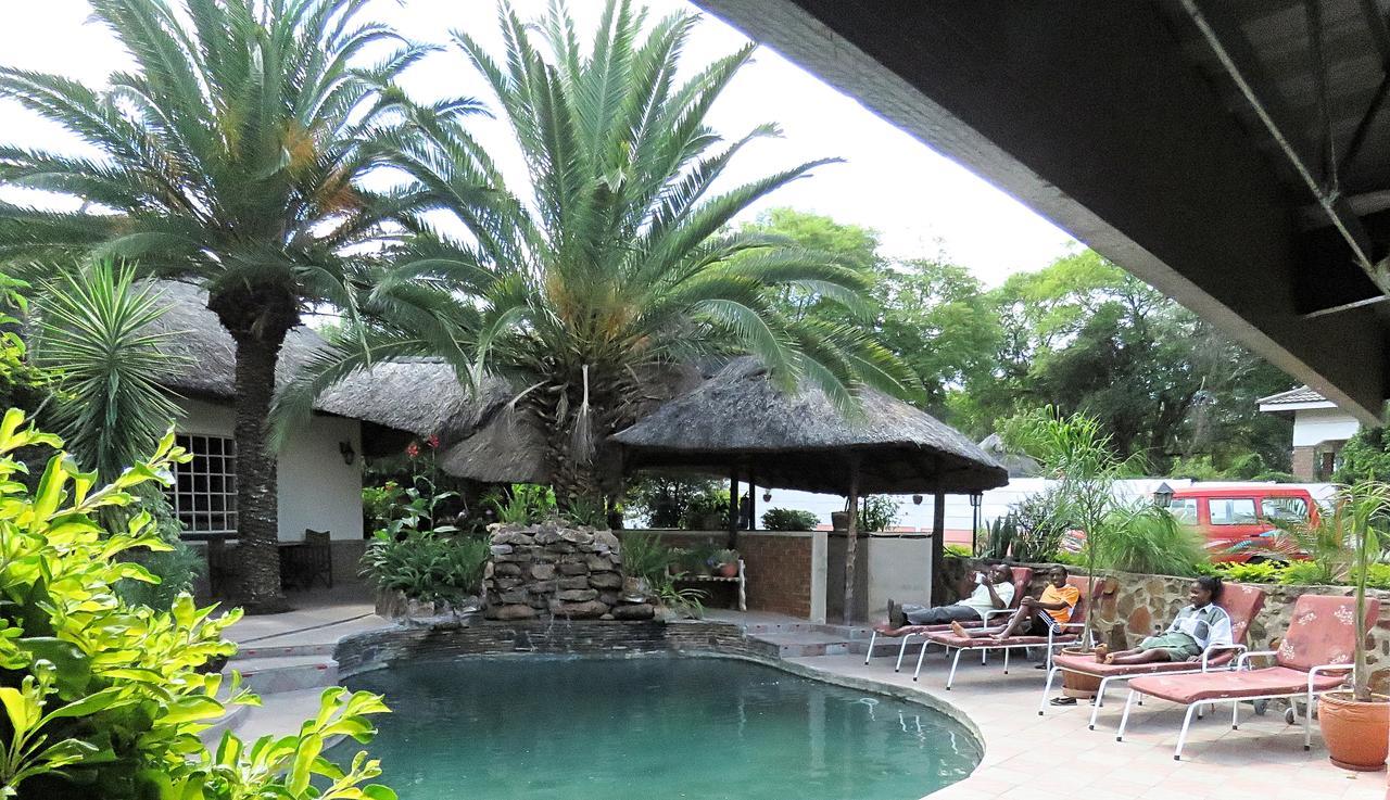 Parrot Lodge بولاوايو المظهر الخارجي الصورة