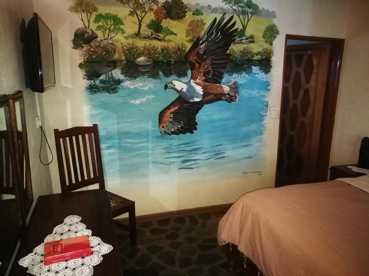 Parrot Lodge بولاوايو المظهر الخارجي الصورة