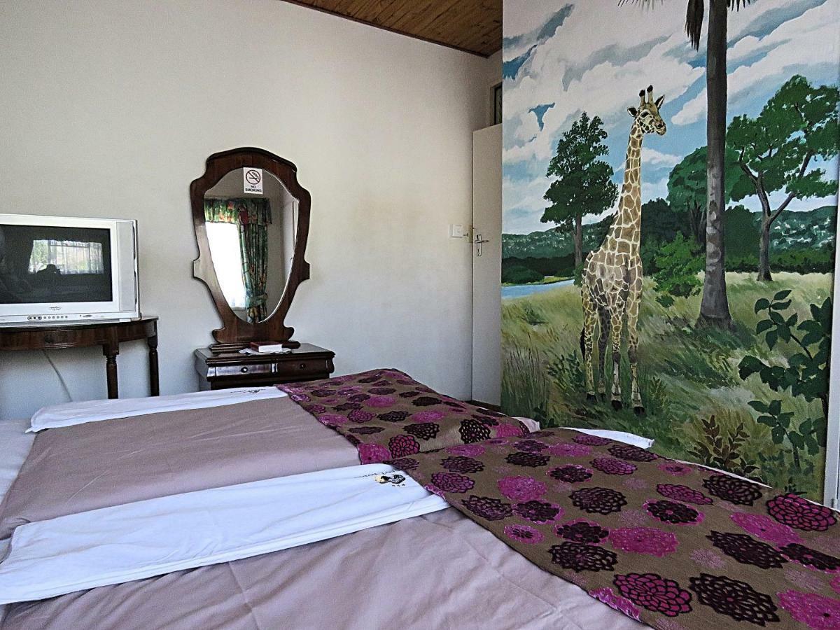 Parrot Lodge بولاوايو المظهر الخارجي الصورة